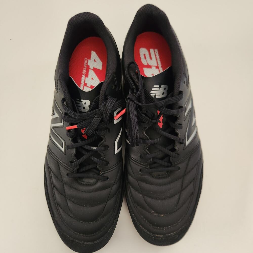 New Balance Men's 442 V2 Team TF Soccer Shoe, Black/White, 9 Wide US - Picture 4 of 8